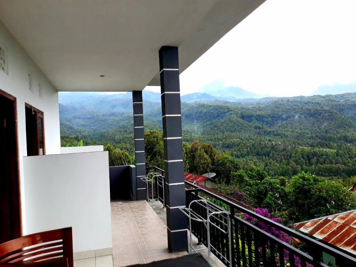 One Homestay&Warung Munduk Exterior foto