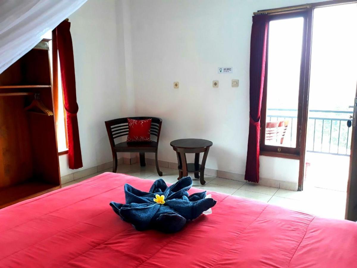 One Homestay&Warung Munduk Exterior foto