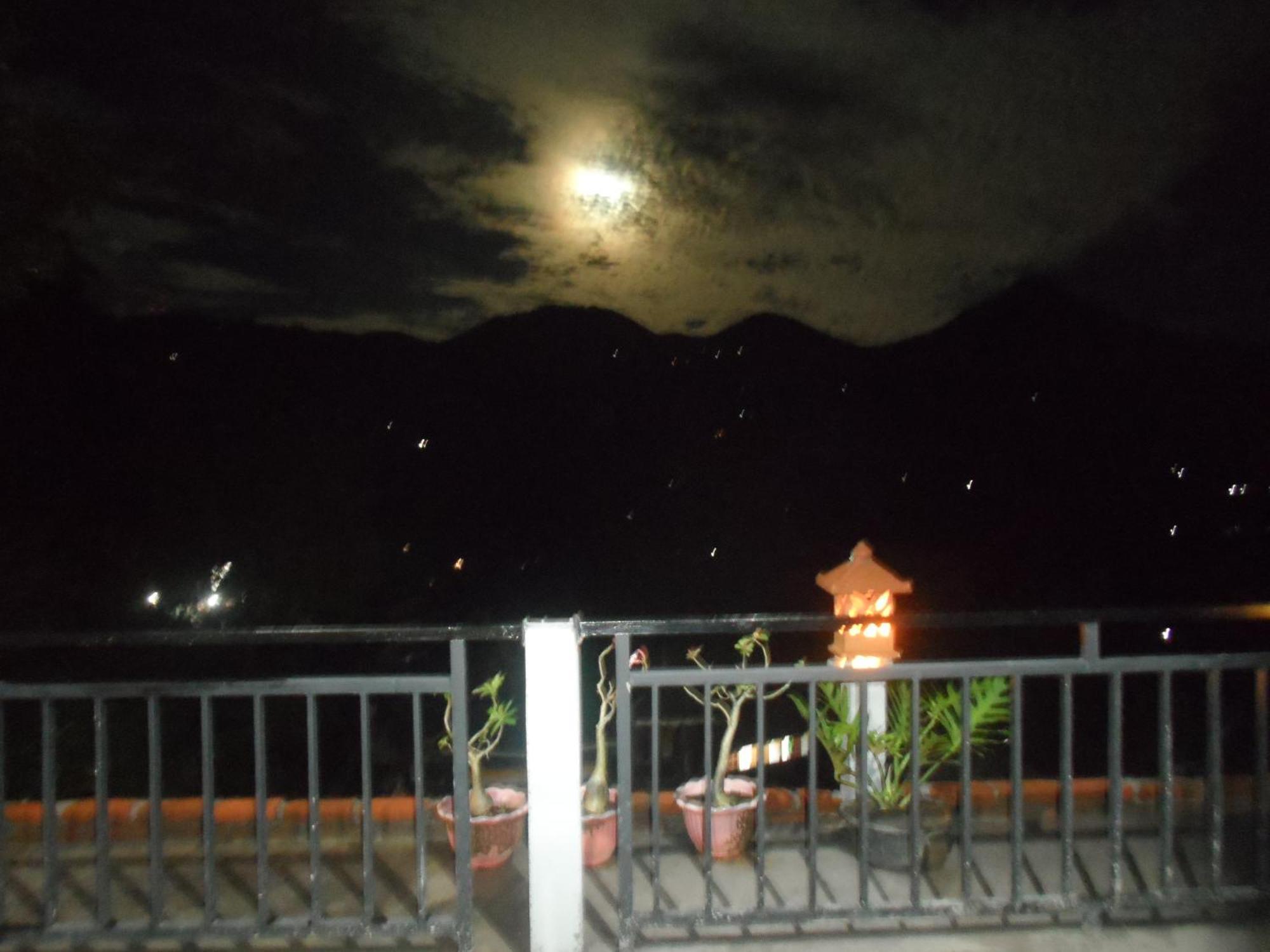 One Homestay&Warung Munduk Exterior foto