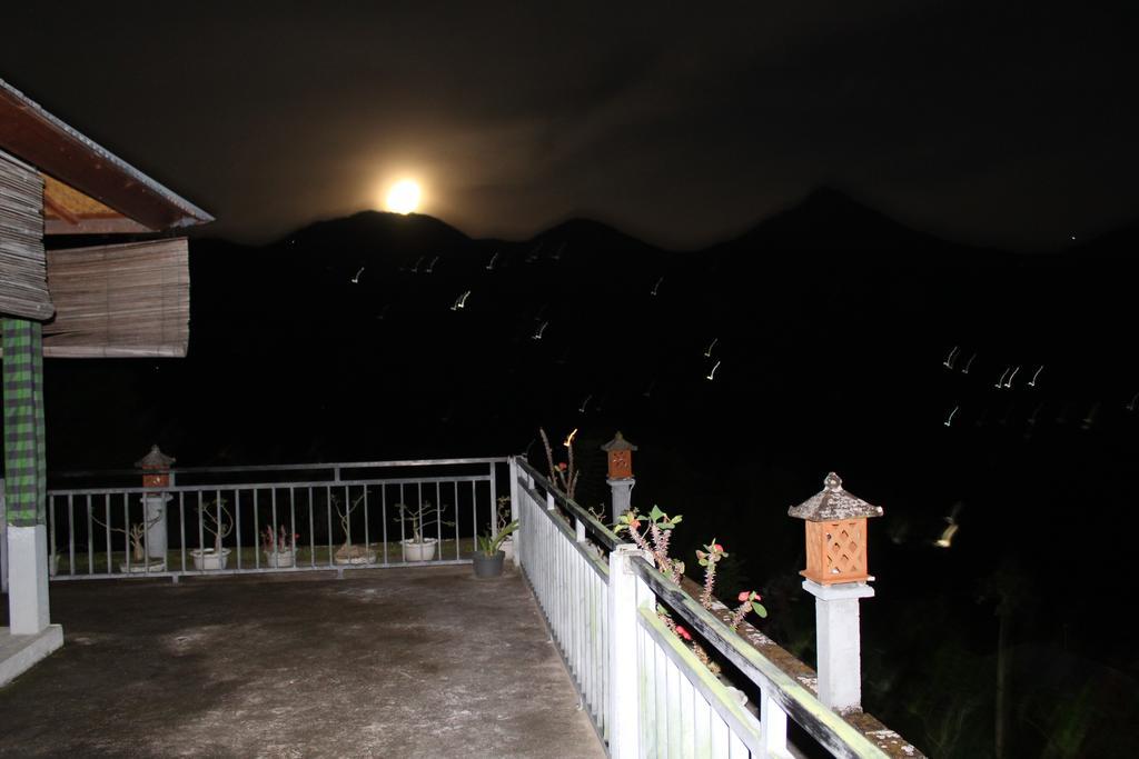 One Homestay&Warung Munduk Exterior foto