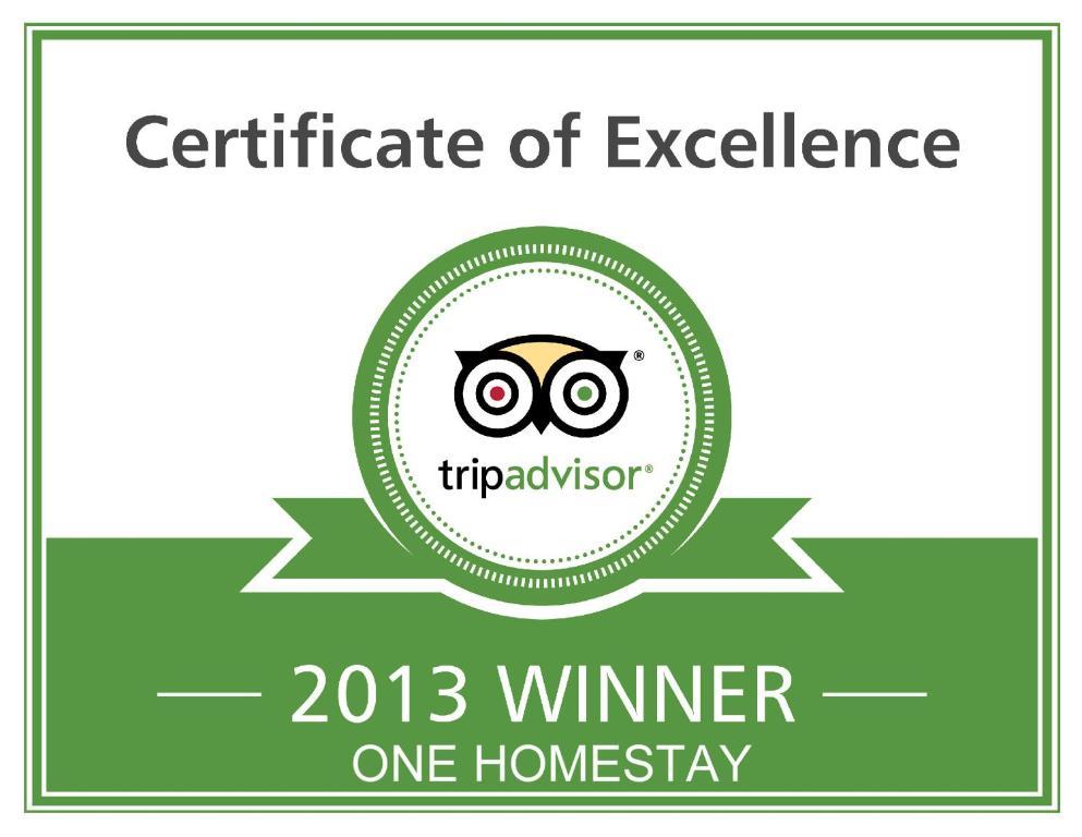 One Homestay&Warung Munduk Exterior foto