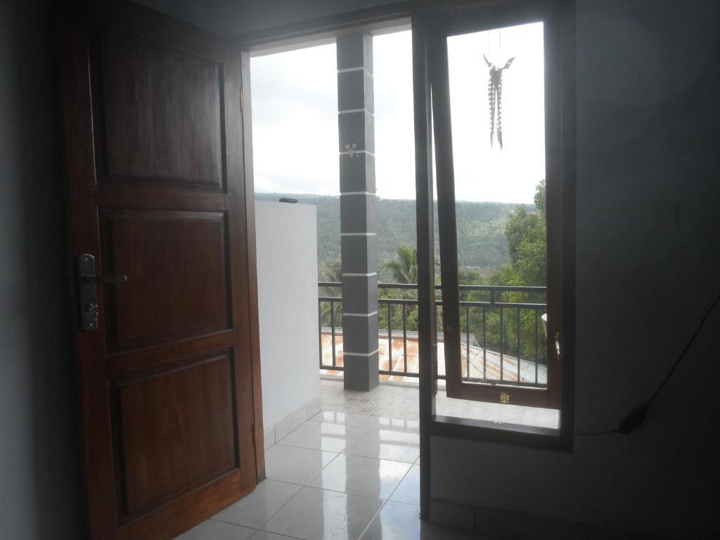 One Homestay&Warung Munduk Exterior foto