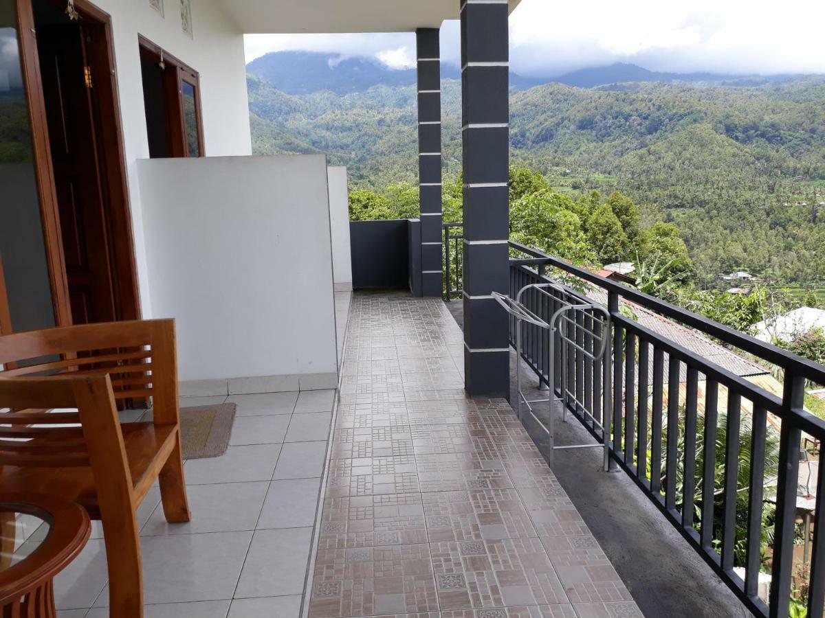 One Homestay&Warung Munduk Exterior foto