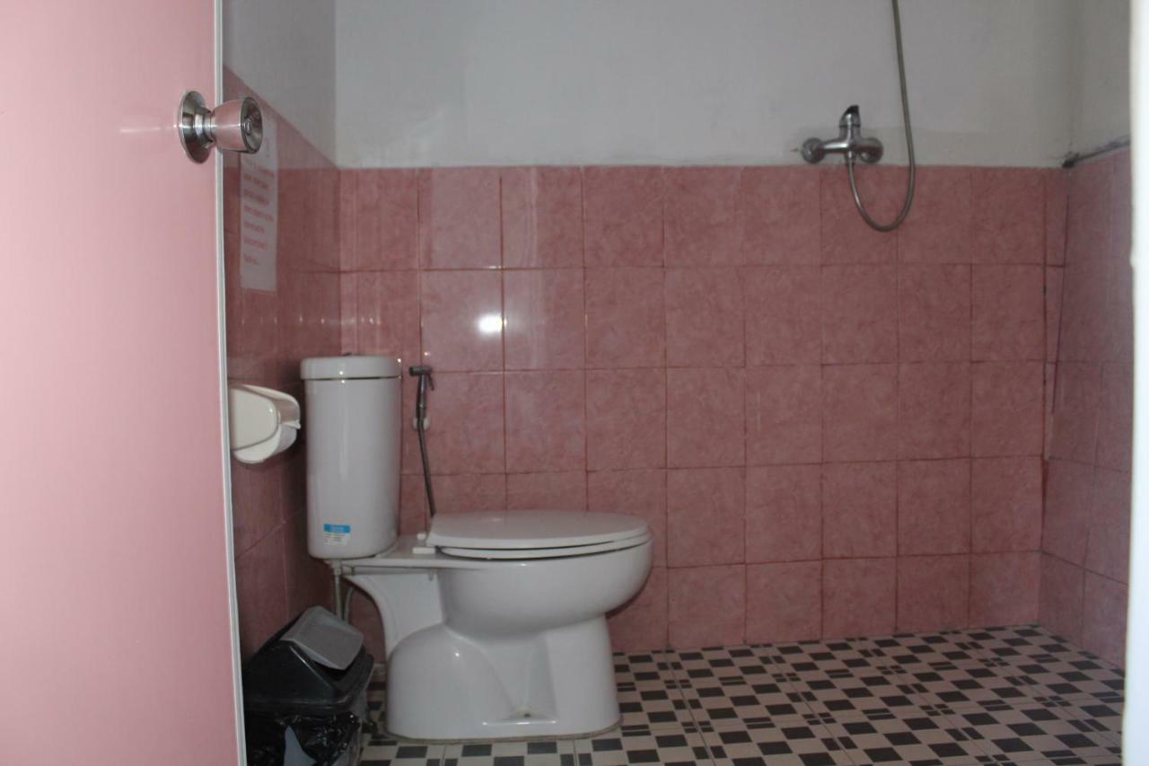 One Homestay&Warung Munduk Exterior foto
