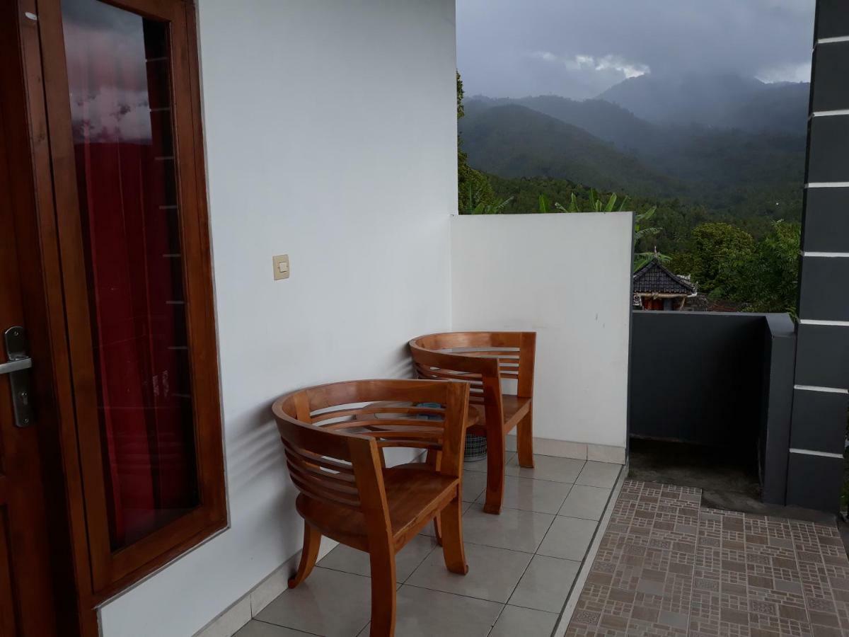 One Homestay&Warung Munduk Exterior foto