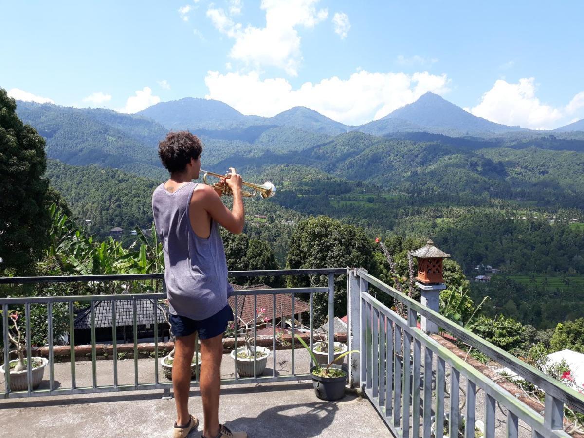 One Homestay&Warung Munduk Exterior foto