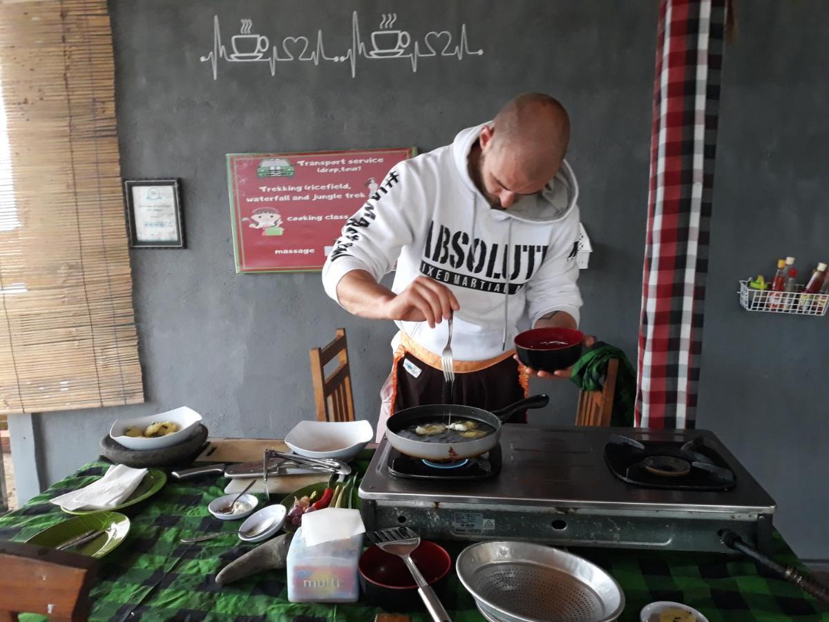One Homestay&Warung Munduk Exterior foto
