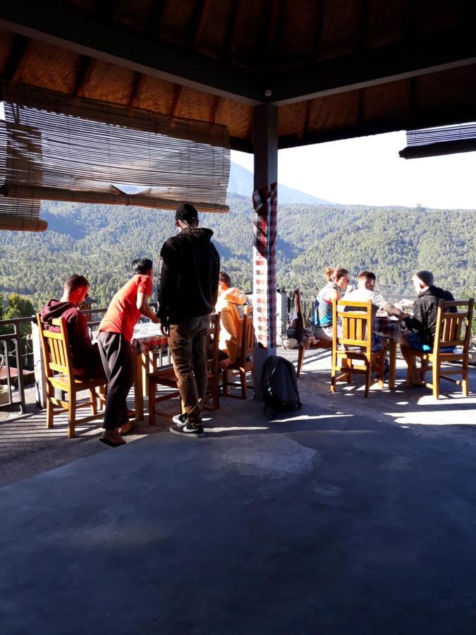 One Homestay&Warung Munduk Exterior foto